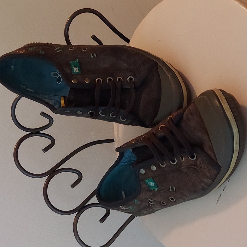 Rare!! Caterpillar SlipOn Sneakers Men's Size 8 Gem